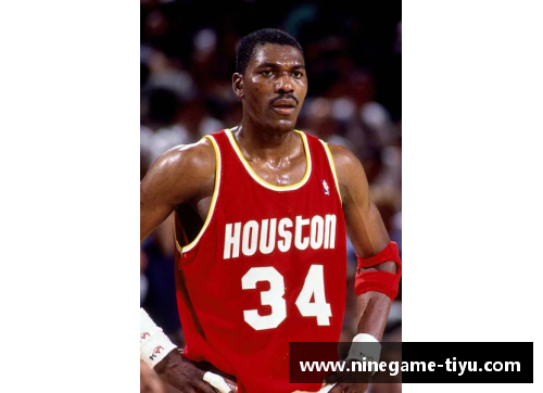 奥拉朱旺:国际球场上的新星 奥拉朱旺:国际球场上的新星